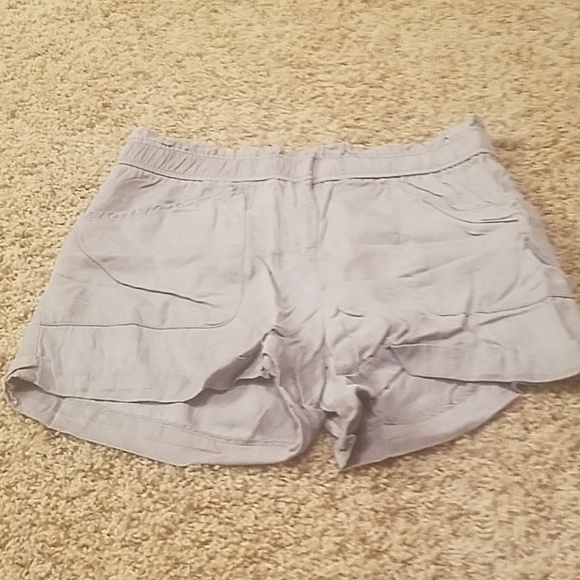 Shorts - Picture 1 of 3